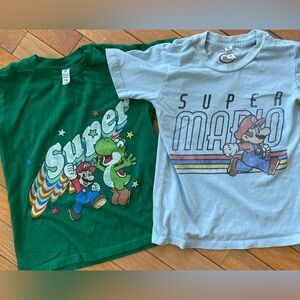 EUC 2 Mario Bros youth small Tshirts